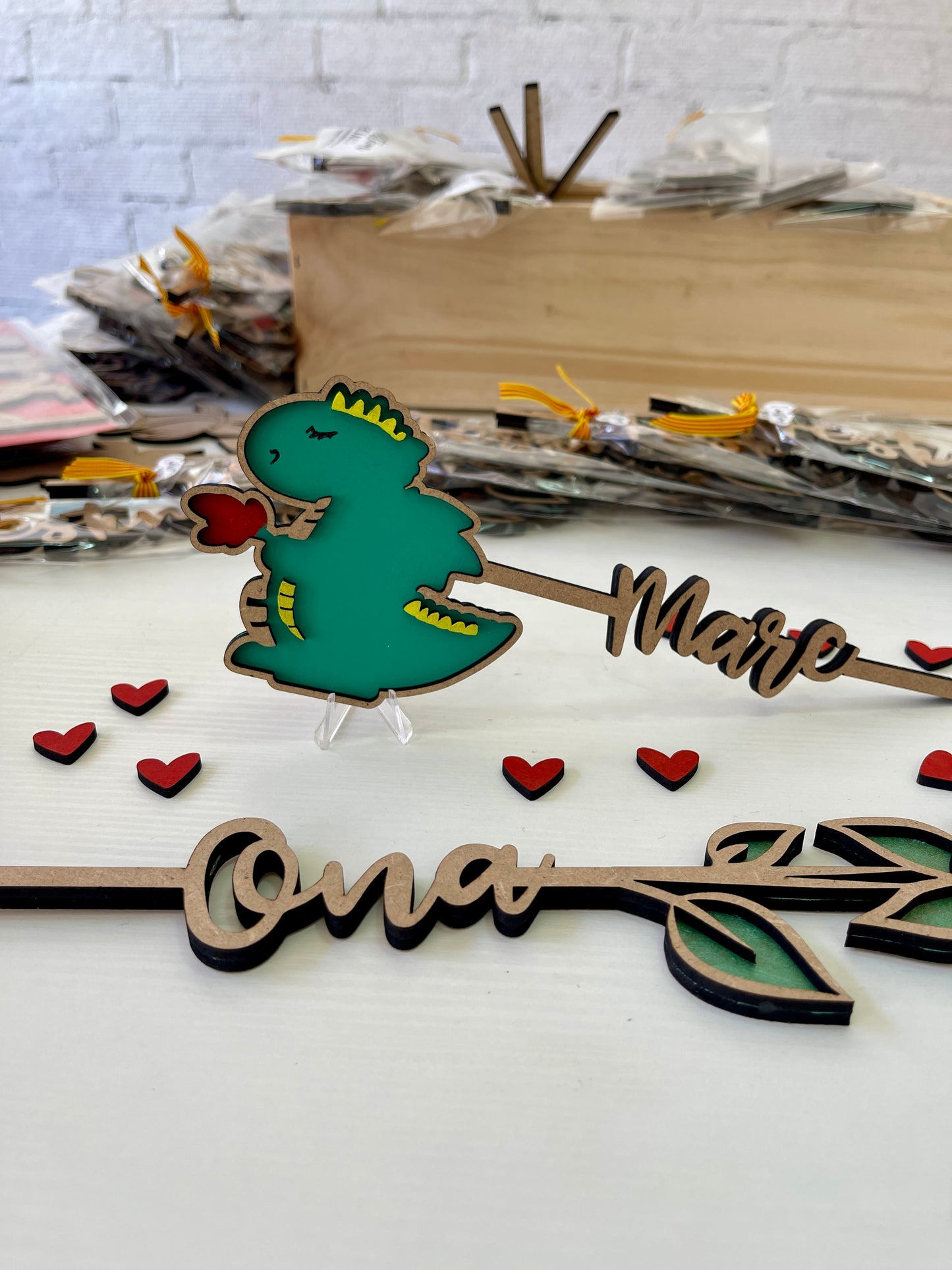 Rosa o dragón de madera Sant Jordi