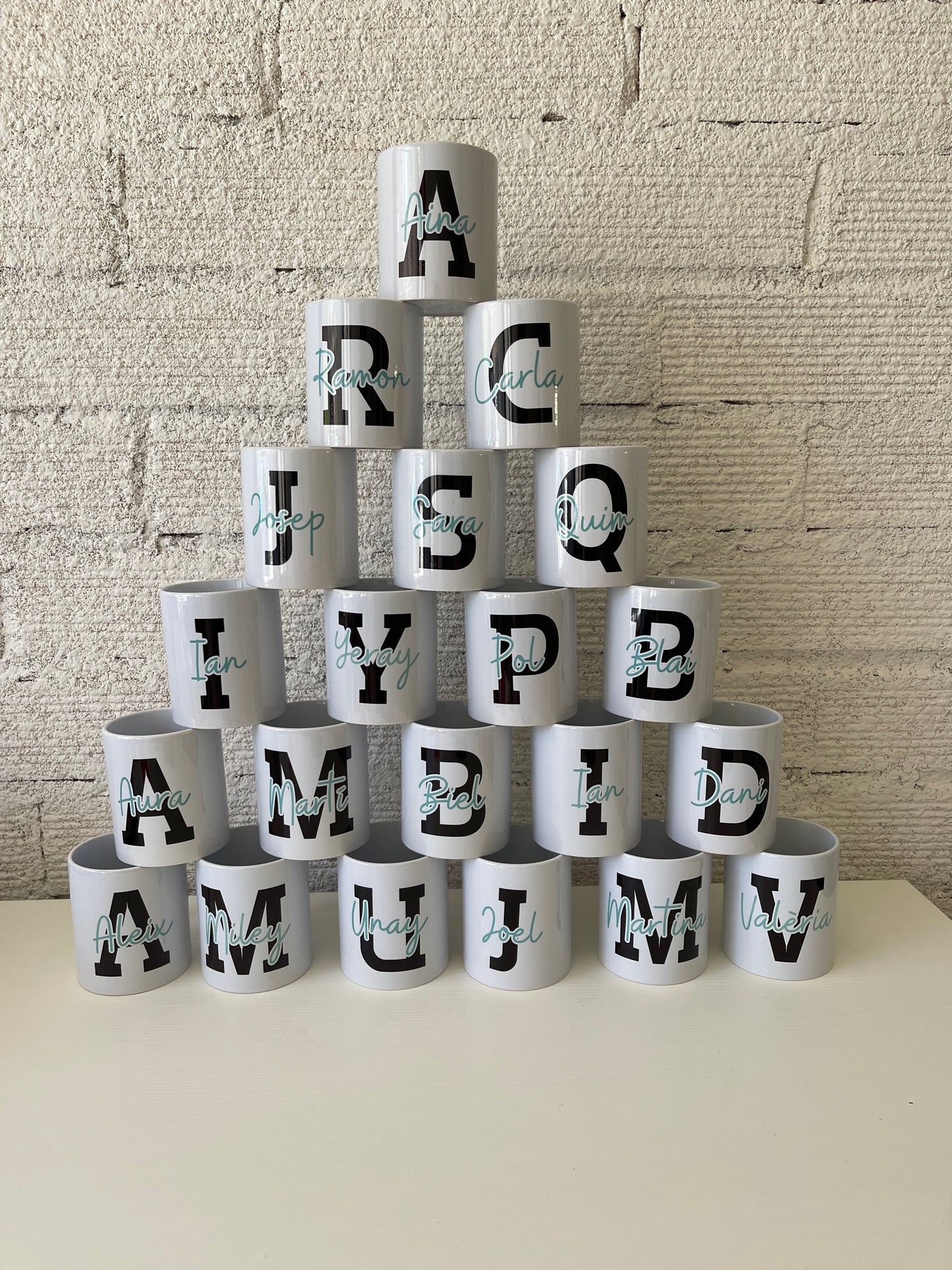 Taza Personalizada con Inicial y Nombre
