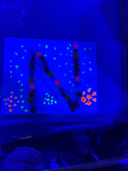 Taller con luz negra  KIDS