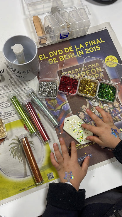 * Taller de velas familiar