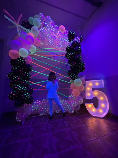 Taller con luz negra  KIDS