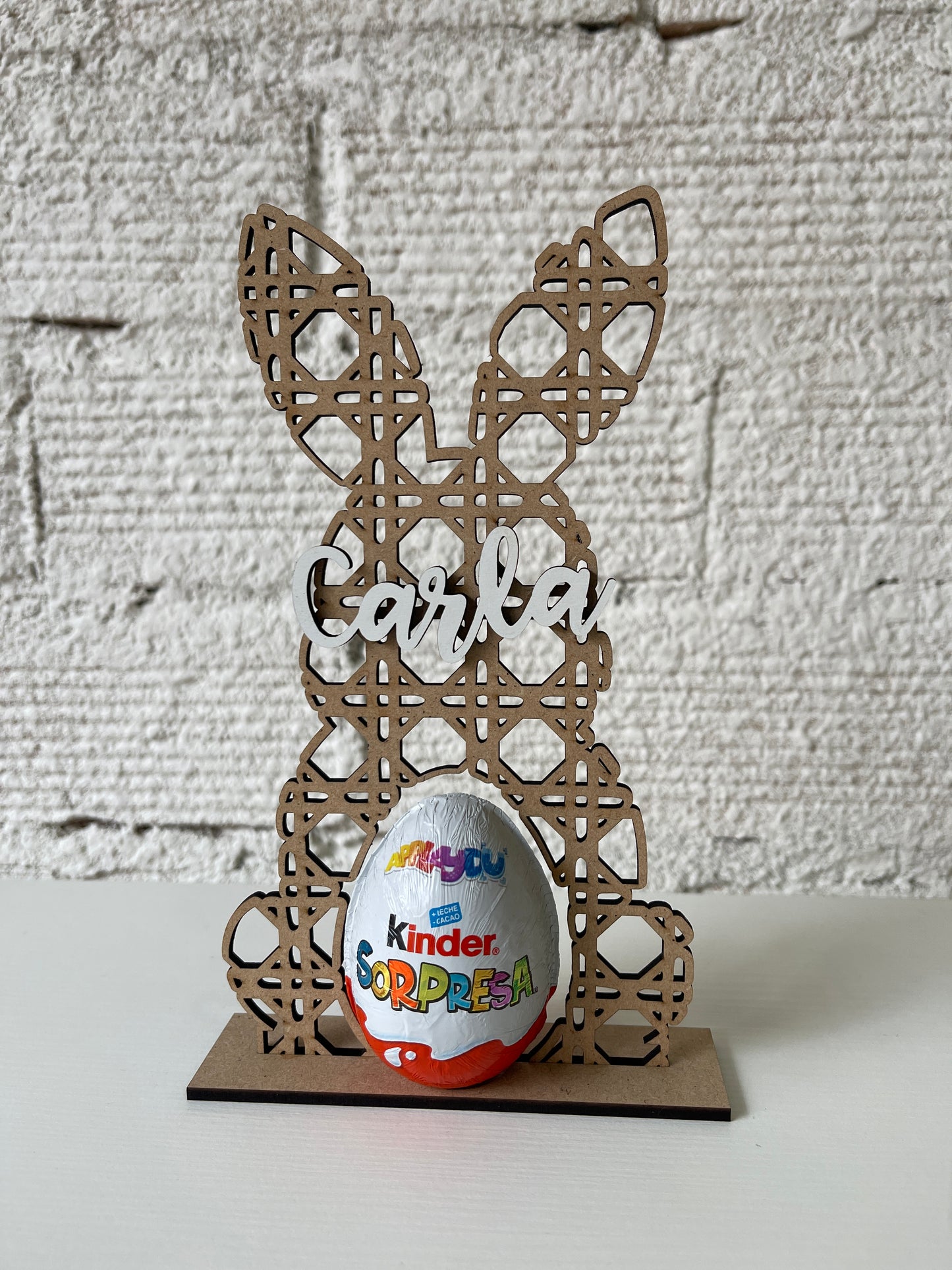 Conejo de Madera con Rata y Huevo de Pascua