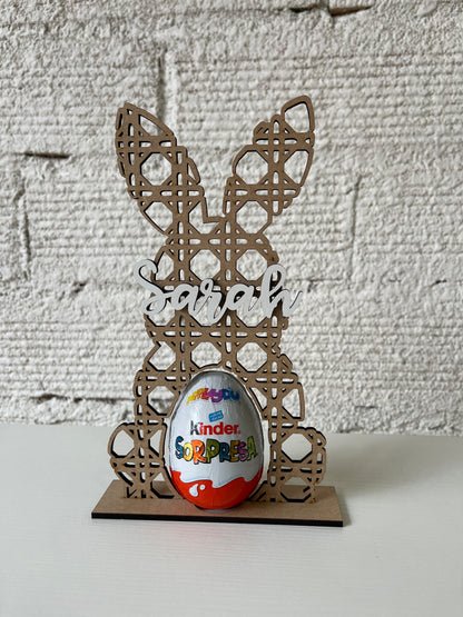 Conejo de Madera con Rata y Huevo de Pascua