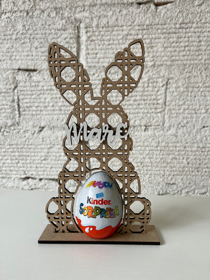 Conejo de Madera con Rata y Huevo de Pascua